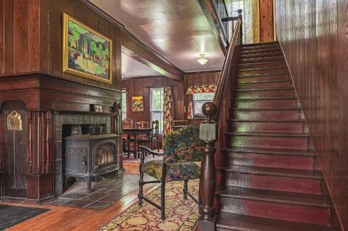 Black Mountain Inn - image 8
