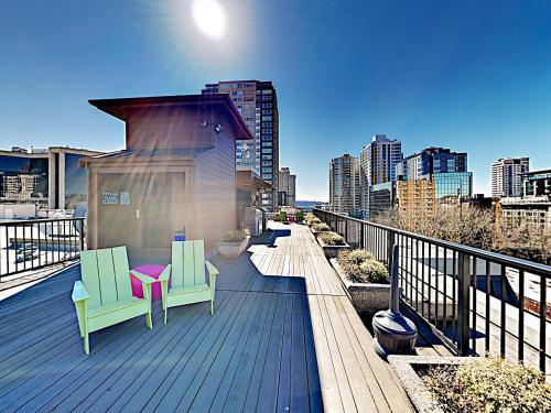 Downtown Condo #719 Condo - image 11