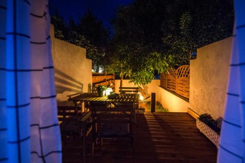 Apartment - Split Level image 6