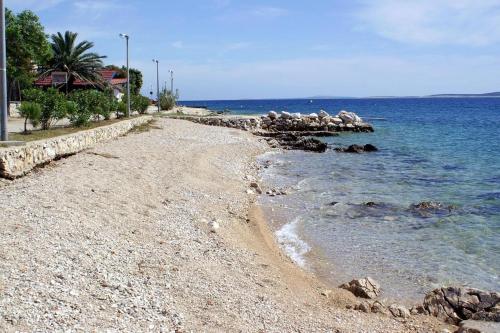 Apartments by the sea Mandre Pag - 4093 - image 3