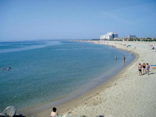 Empuria Beach D-Luxe