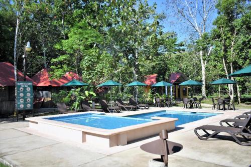 Cabanas Kin Balam Palenque in พาเรน