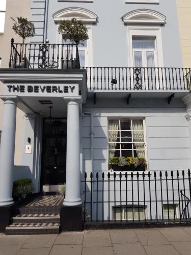 The Beverley Hotel London - Victoria - image 4