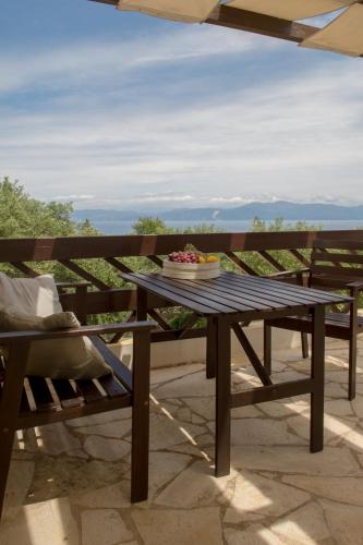  Villa Elaia Suites & Apartments No.1 in Gaios