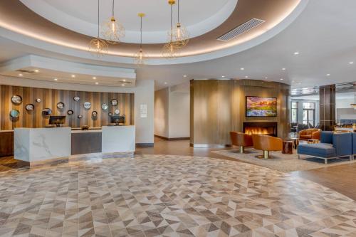 Előcsarnok, DoubleTree by Hilton Charleston Riverview near Charles Towne Landing