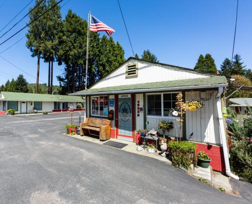 . Arbor Inn Motel Oakridge