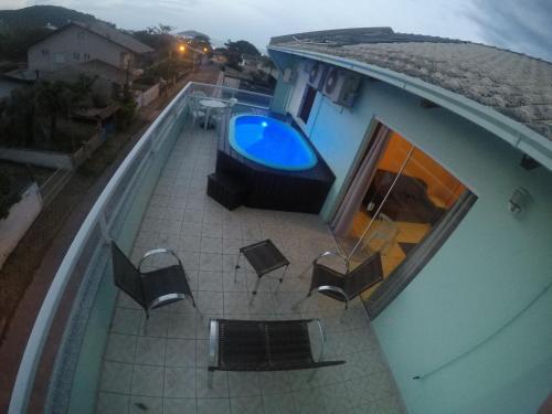 Triplex 200m² Piscina aquecida solar, Netflix, WiFi, Ar Condicionado, pertinho da praia e Beto.
