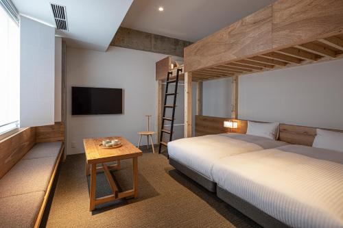 TSUGU Kyoto Sanjo by THE SHARE HOTELS