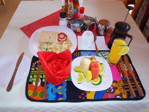 Alimentos e Bebidas, Wild Tracks Overland Camp in Kasese