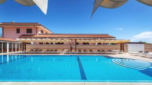 La Terra Dei Sogni Country Hotel - image 11
