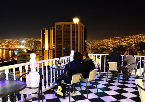 Hotel Brighton in Valparaiso City Center