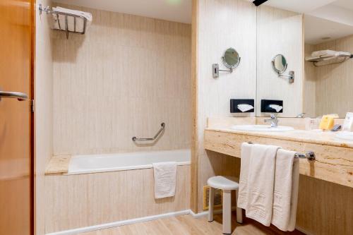Hotel & Spa Peñíscola Plaza Suites
