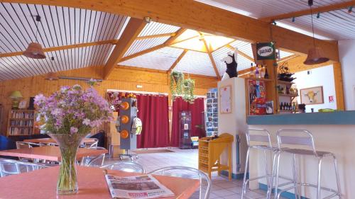 VVF Villages « Les Terres d'Aubrac » Chaudes-Aigues - image 11