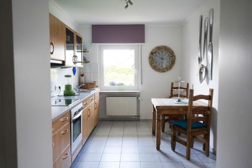 Konyha, Ferienwohnung Zeilfelder in Hirschberg an der Bergstrasse