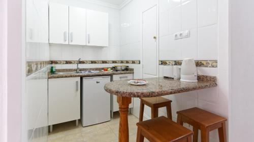 Las Faluas - image 12