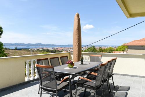  Luxury apartment Issa, Unterkunft in Zadar