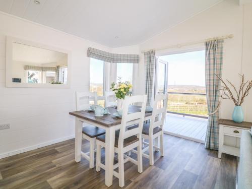 Beech Lodge in Teigngrace