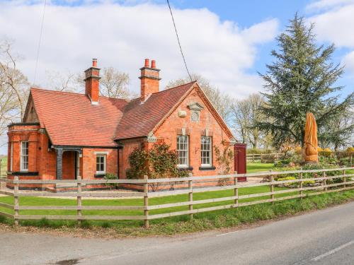 South Lodge - Longford Hall Farm Holiday Cottages