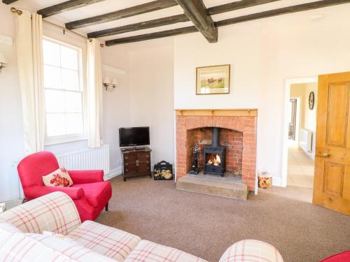 South Lodge - Longford Hall Farm Holiday Cottages