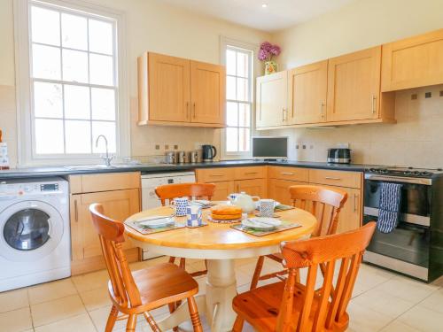 South Lodge - Longford Hall Farm Holiday Cottages