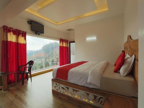 King Room with Mountain View image 10
