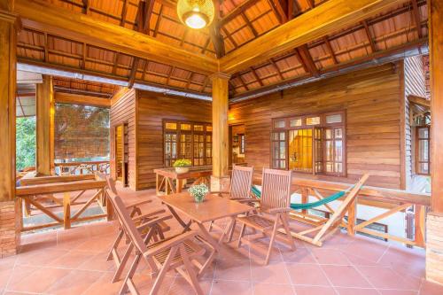 ระเบียง/ชานเรือน, เดอะ การ์เดน เฮาส์ ฟู้โกว๊ก รีสอร์ต (The Garden House Phu Quoc Resort) in กัว เดือง