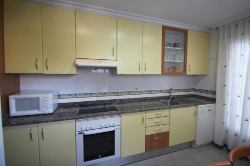 Apartamento CasaTuris 1º Línea Urb Belvedere C101 - image 11