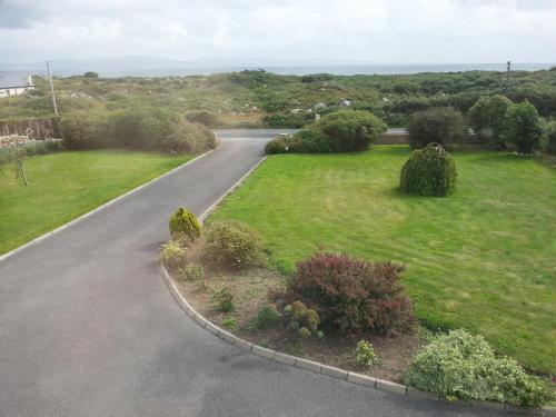 入口, 阿蘭景- 拉的哈克阿蘭住宿加早餐旅館 (Aran View - Radharc Arainn B&B) in 斯比達爾