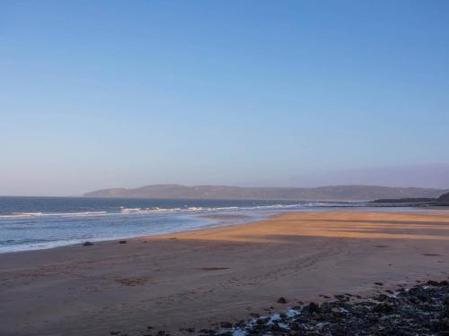 Beach Lookout - main image