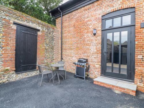 Grange Barn - image 4