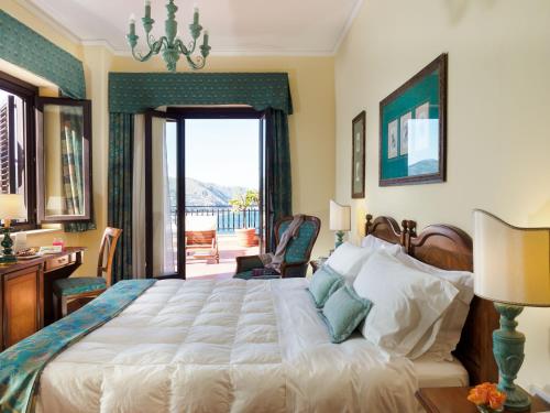 Deluxe Double Room with Sea View