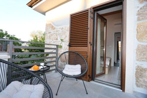 House Anika - image 13
