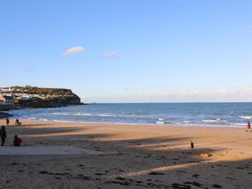 Cysgod Y Capel - image 11