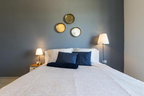 *** Lounge terrace apartment with the harbour view / city centre *** - image 8