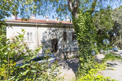 *** Lounge terrace apartment with the harbour view / city centre *** - image 10