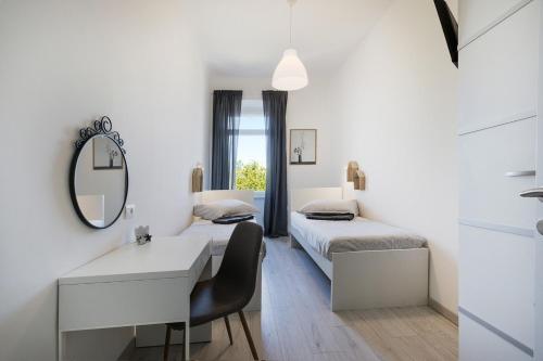 *** Lounge terrace apartment with the harbour view / city centre *** - image 2