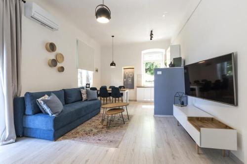 *** Lounge terrace apartment with the harbour view / city centre *** - image 5