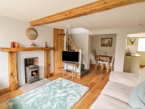 2 Hillside Cottages Kirton - image 3