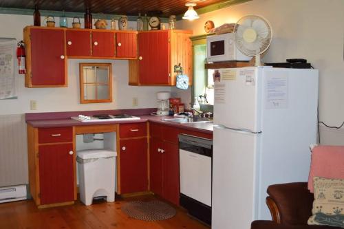 Bugaboo Cottages Bugaboo Cottages