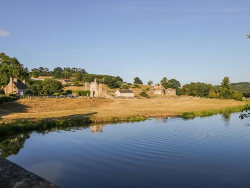 Oak Lodge - image 2