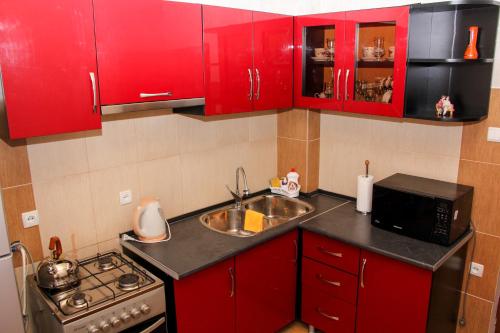 設施, Prometheus Apartment in 茨卡爾圖博