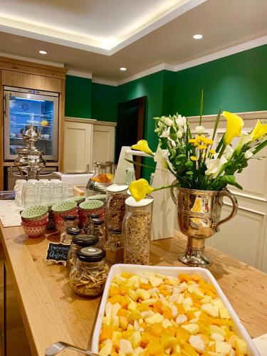 餐飲選擇, 瓦爾德酒店 (Landhotel Waldhaus) in 勞巴克