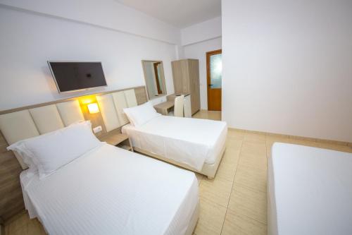 Hotel Alina – Saranda, OR