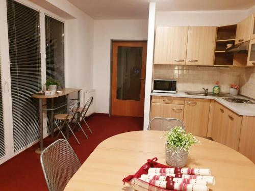 Red Rose Apartment in โมราฟสเกโทพลิซ