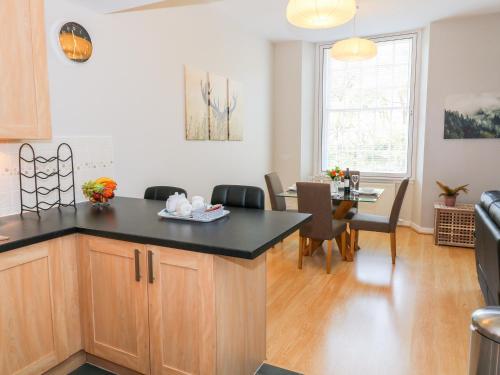 12 Keathbank Court - image 14