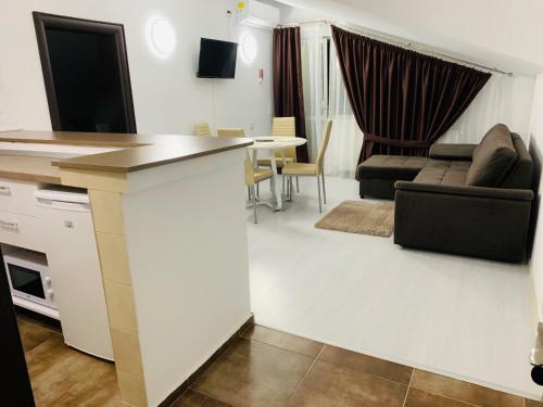 FAST Airport Hotel - Otopeni