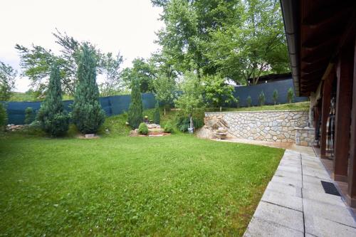 Charming Luxury Villa Charming Luxury Villa