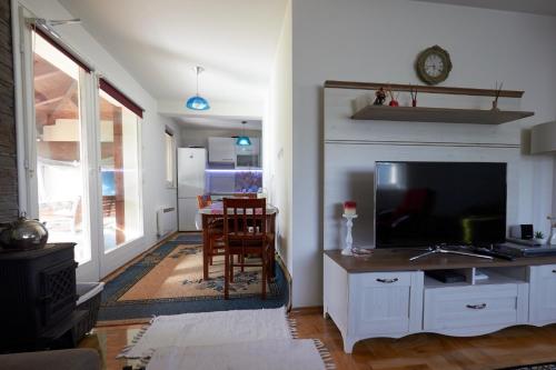 Charming Luxury Villa Charming Luxury Villa