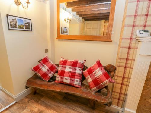 11A High Street - image 8