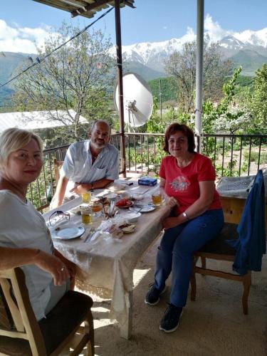 Saro B&B and Safari Tours Tatev